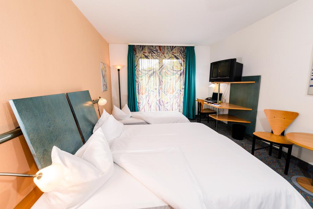 Hotel Residenz Schnelldorf Quarto foto